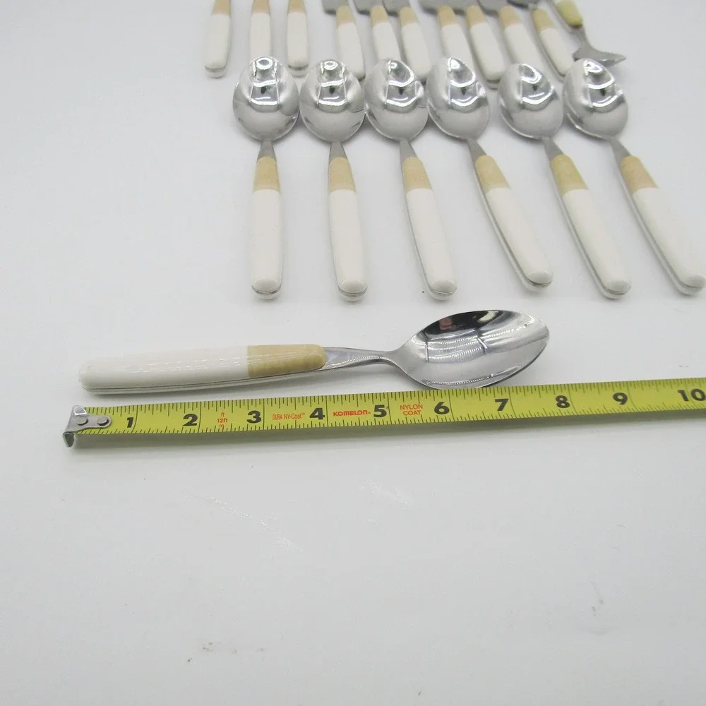Pfaltzgraff Flatware Set 16 Pc Stainless Steel White Beige Handle Flatware